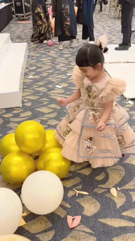 Happy banget kalo ketemu balon🥳🎈 