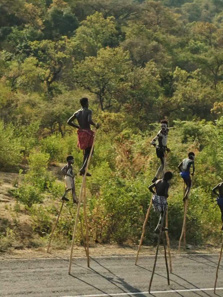 Looks easy, doesn't it? Well, think again! The Banna tribe of Ethiopia takes 