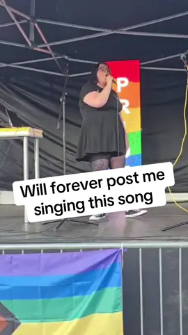 This song has always being so special to me and even more so now 🥺 I’m sorry if it annoys you me singing this song much but it just gives me pure joy #run #snowpatrol #leonalewis #runcover #fyp #pride2025 #singinginpublic #fyp #onstage #singer 