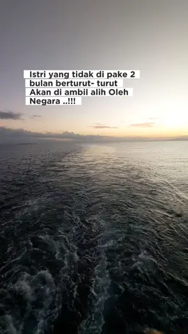 Istri yang tidak di pakai 2 bulan berturut turut Akan di ambil alih Oleh Negara..!!! Menteri ATR/BPN, Nusron Wahid mengatakan, tanah bersertifikat yg tidak tidak dimanfaatkan atau dibiarkan terlantar selama 2 tahun akan diambil alih negara. Pernyataan yg menunjukan bagaimana sistem politik pertanahan nasional bekerja. Mengkonfirmasi watak dan mentalitas kolonialisme yg melekat erat di tubuh kekuasaan saat ini. Bermaksud merampas tanah rakyat dengan gimmick dibiarkan terlantar, diambil dan dikuasai pemerintah. Kemudian dibisniskan lewat penerbitan hak pengelolaan, HGU, HGB, hak pakai kepada pemodal swasta. Apa yg dikatakan Nushron Wahid bukan hal baru. sudah dijalankan pemerintah dan dilegitimasi aturan hukum yg mengikat sejak era Joko Dasar hukumnya adalah PP No. 20 tahun 2021. Tepatnya, Pasal 7 ayat (1) sampai ayat (5). Secara rigid, mengatur bahwa tanah bersertifikat hak milik, hak guna bangunan, hak guna usaha, hak pakai, hak pengelolaan dan tanah yg diperoleh berdasarkan dasar penguasaan atas hak tanah, jika tidak diusahakan, dipergunakan, dimanfaatkan atau tidak dipelihara dalam jangka waktu 2 tahun, maka termasuk objek tanah terlantar dan dapat diambil alih oleh negara. PP No. 20 tahun 2021 ini, merupakan turunan UU Cipta Kerja yg sengaja dibuat sebagai regulasi teknis untuk mengoperasionalkan Pasal 180 UU Cipta Kerja. Bahwa PP ini berfungsi sebagai instrumen dalam menetapkan suatu kawasan sebagai tanah terlantar untuk diambil pemerintah.Selanjutnya, tanah terlantar yg telah diambil alih pemerintah, dikategorikan sebagai tanah yg dikuasai negara dengan konsep penguasaan 