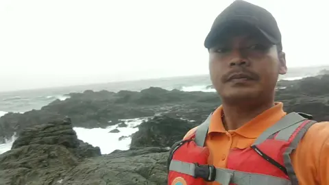 Oprasi SAR Orang Hilang diseputaran Pantai Siung,Tepus,Gunungkidul,DIY. #sarpantaisadeng  #rescuerpantaisadeng 