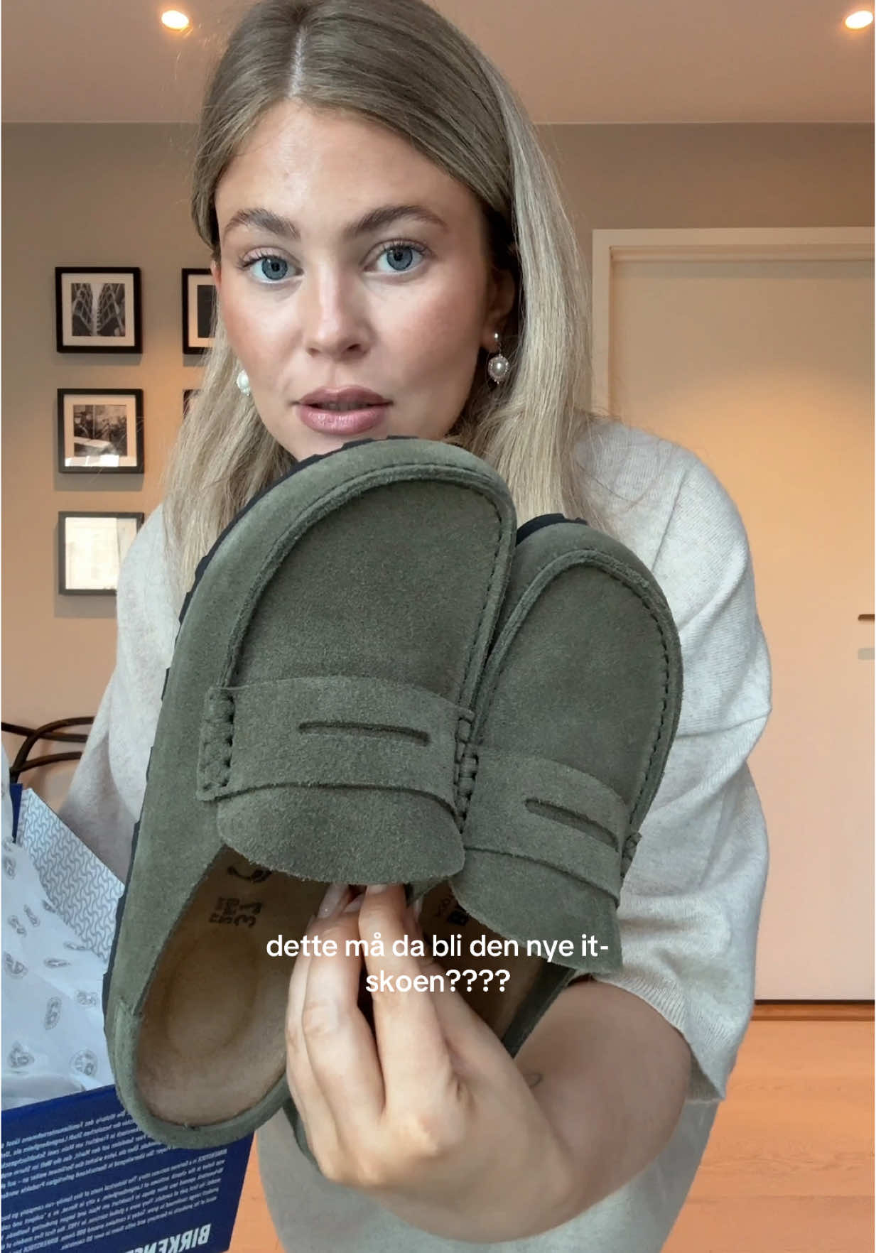 birkenstock naples, jeg trenger alle farger men de er utsolgt😭😭 #fypnorge #birkenstocks #birkenstocknaples #todays #outfit #sandals #shoes #mom #Summer #stavanger #norge #norway #fyp #letsgetdressed #OOTD #fashiontiktok 