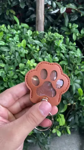 Store the hair of your little pets at home and put them by your side! On your bag! Whenever you miss them, they will always be there for you!#tiktok #foryoupage #TikTokShop #fyp#foryou #keychain #cat #catsoftiktokmemore#pendant #cathair #TikTokShop #gift#aiftideas#cats#catsoftiktok #dogslovers#catsoftiktokmemore#pendant #doghair #dog #dogs #dogsoftiktok #dogsloves
