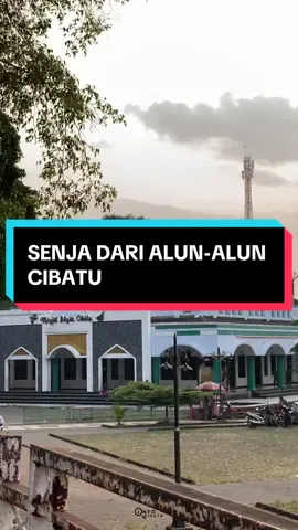 SENJA DARI ALUN-ALUN CIBATU✨❤️🥹 . . #InfoCibatu #Cibatu #UpdateCibatu #ViewCibatu #KulinerCibatu #JajananCibatu #JajananGarut #GarutUpdate #SekitarGarut #Sunda #Lembur #Garut #Cibatu #SekitarGarut #garutpride🔥 #Rantau #GarutKota #Garkot #TimnasDay #Indonesia 