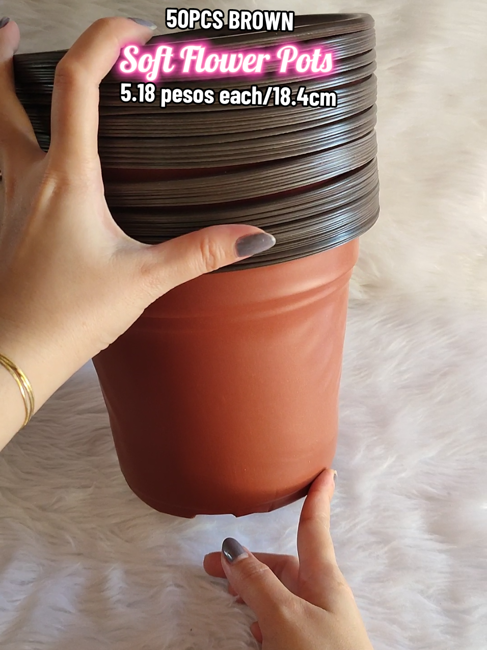 Brown soft pots: Perfect partners for your blooms & greens 🌱🌸#creatorsearchinsights #50pcs #softpot #paso #gardening #plants #flowering 