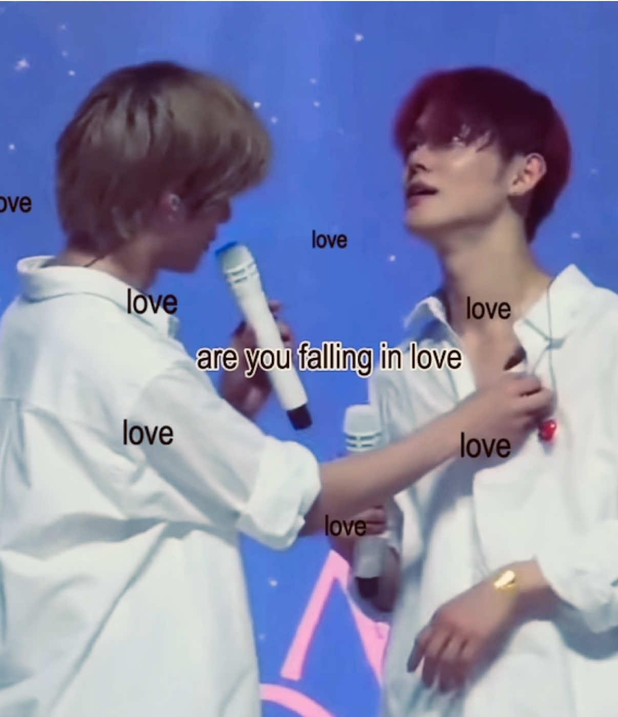 я и риашенька🥺🥺👩🏼‍❤️‍💋‍👩🏻 #переписка #recommendations #popular #foryoupage #fyp #elbruso #beomgyu #txt #beomjun #yeonjun #wlw 