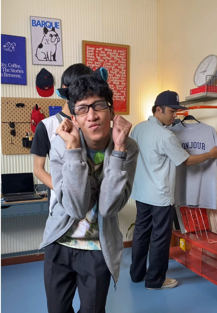 gomene @Tenue De Attire tempat nya jadi bau bawang😁