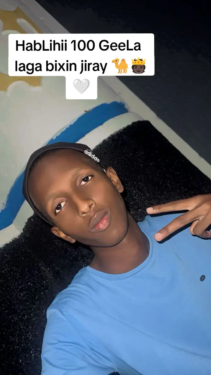 🇸🇴🫅🏿🩶
