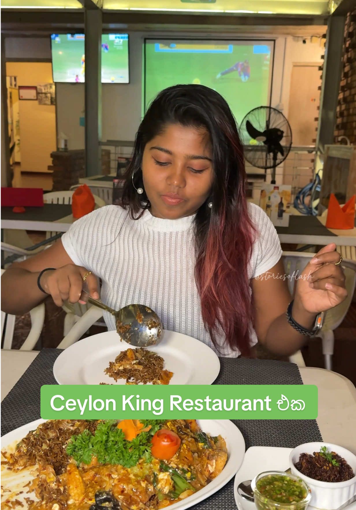 රසටම කෑම කාපු restaurant එකක් 😍❤️ . #storiesoflash #Foodie #foodreview #slfoodreview #tiktoktainment #srilankanfood @Ceylon King Ceylon King Restaurant 
