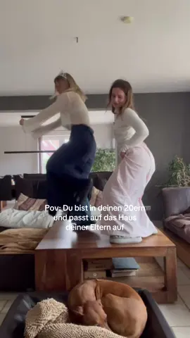 Endlich wieder laut sein😍 @Emily #karaoke #sisters #sister #barbie #barbieandthepauper #fyp 