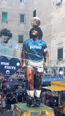 🩵Napoli si meritava proprio il più grande di tutti i tempi Maradona #muralesmaradona #maradona #quartierispagnoli #napoli 