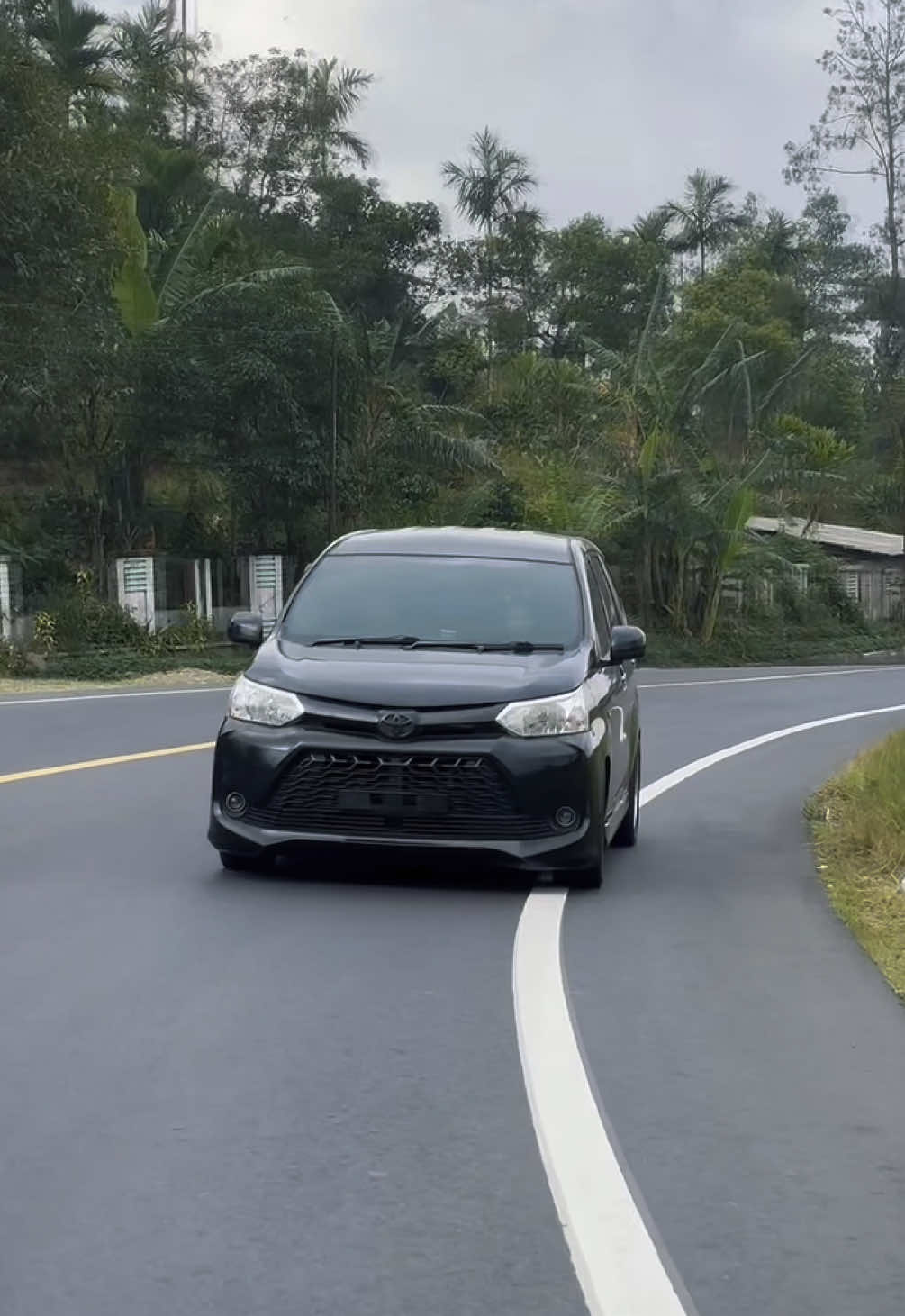pacu tipis tipis 🤏🏻🤏🏻#avanza #fyppppppppppppppppppppppp #avanza_modification #CapCut 