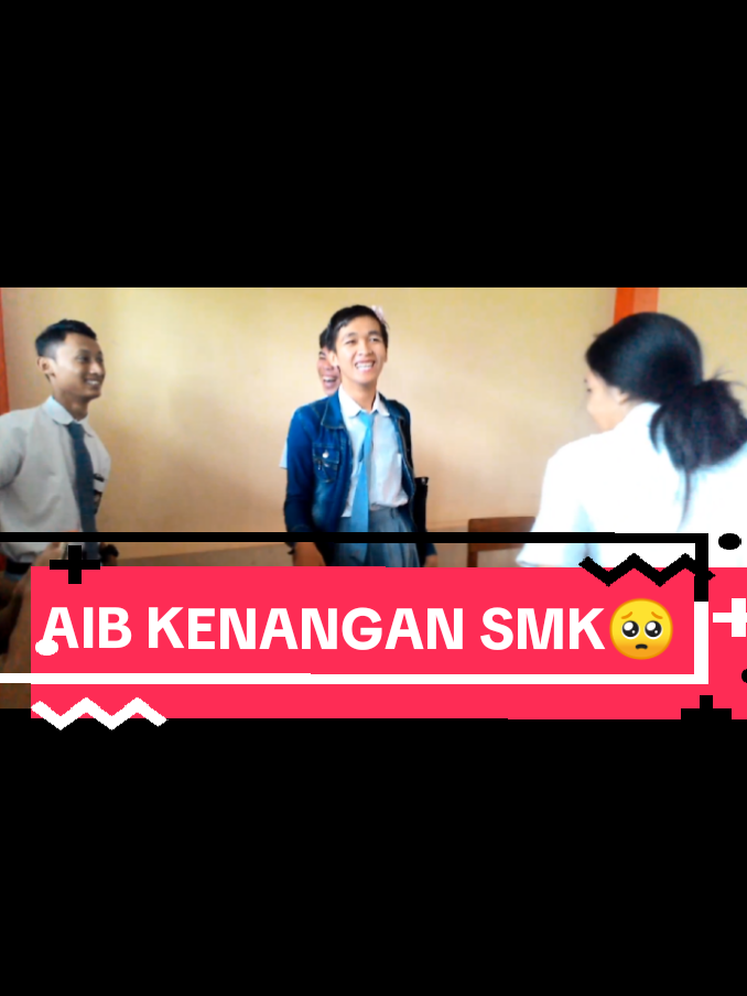 KOMEN YANG MUKA NYA ADA SITU🔥🔥 #fyp #yiyi #smk #3tahunkitabersama #kenangan 