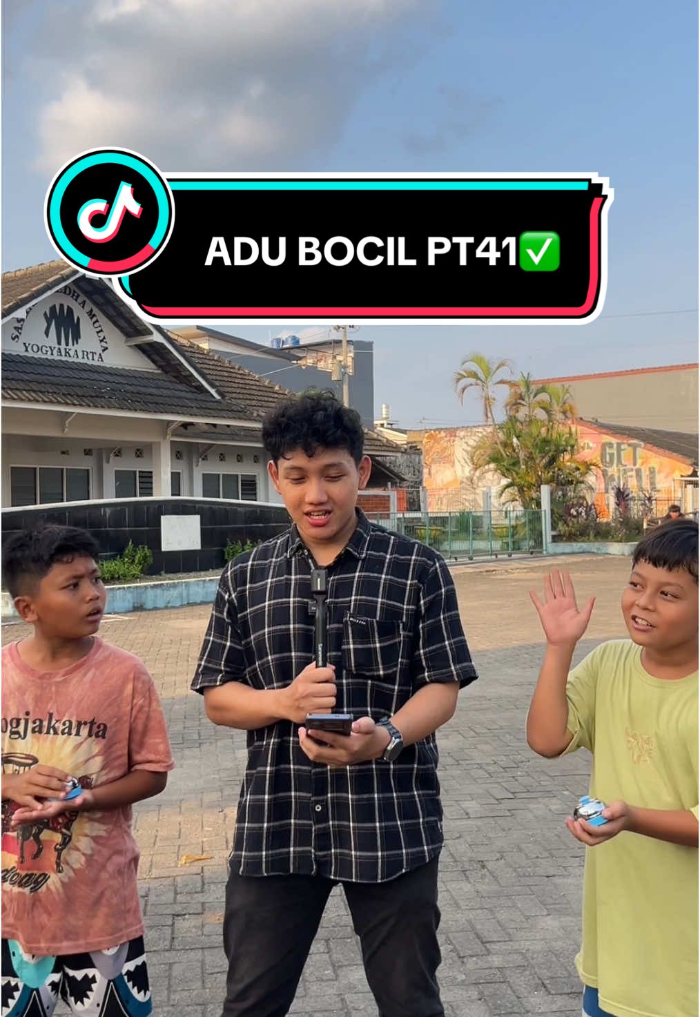Pemenangnya adalah#fyp #bocil #quiztime #indonesia #family100 