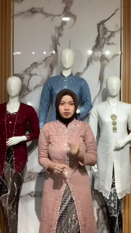 Join live kita sekarang yu di#centralkebayanusantara #setelankebayabrukatmodern #kebayakondangan #fyppppppppppppppppppppppp #centralkebayanusantara #promomakangajian 