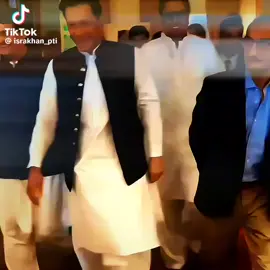 میرے جذبات سے واقف ہے میرا قلم میں عشق لکھتا ہوں وہ عمران خان لکھتا ہے @Imran Khan Official #foryou #foryoupageofficial 