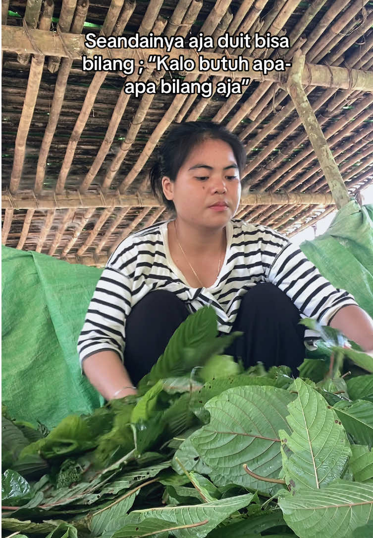 Duit ayo butuh aku🥲 #fyppppppppppppppppppppppp #masukberandafypシ #zxycbaシ #quotes #daunpurik #daunkratoom #kalimantan #kalimantanbarat #purik 
