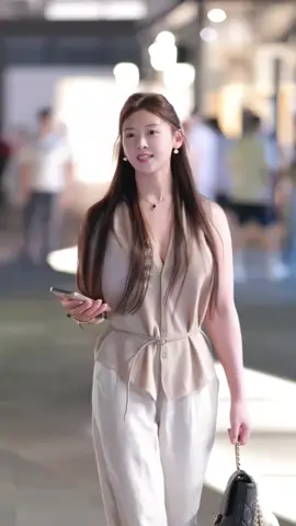 气质美女 