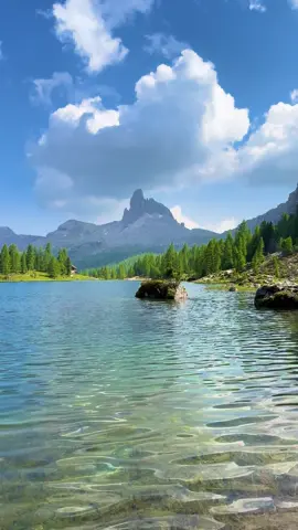 Tranquil lake #vinland #dolomites #mountains #nature 