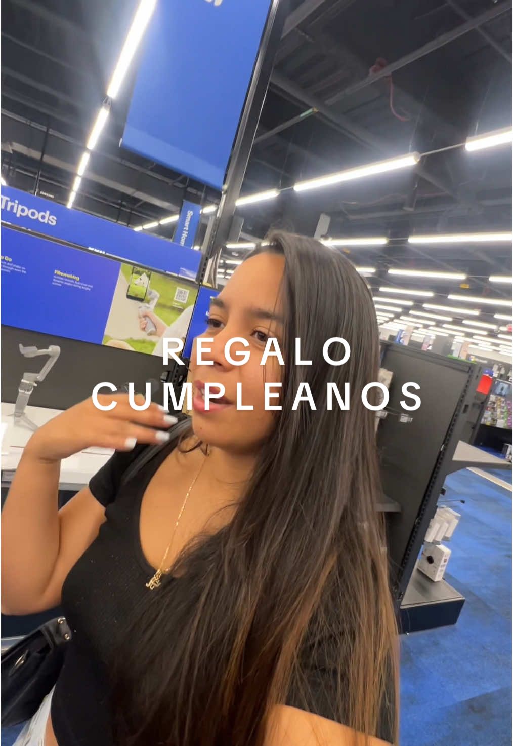 Todavía faltan 15 días tengo tiempo 🙈 @Best Buy  #bestbuy #regaloaminovio #esposos #cumpleanosdemiesposo #comprandoregalos #fypシ゚viral #fypage #fypシ 