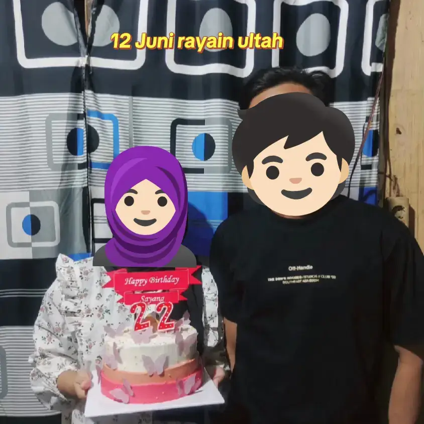 lepas dari rayain ultah ini dpt kbr dia mau nikah,mental langsung down krna barengan bapak masuk rumah sakit,ga nyangka muka setenang itu ngasi luka terdalem banget setelah mantan ku yg 3th itu,dan smpe skrg nyembuhin luka  ga segampang itu,udh sempet kenalan smaa org baru, ternyata org baru beda banget sama dia,mau dia brengsek pun dia tau caranya ngetreat cewe,dan akhirnya memilih untuk tidak pacaran dengan siapapun,tiap malem selalu berdoa agar rasa ini ilang kalo memang tidak ilang kenapa allah masi ngasih rasa ini ke aku terimakasih pernah jadi bagian idup aku walaupun sebentar, semoga bahagia dengan wanita ituu see you lelaki terbaik akuu🥹💗🫶🏻#xybca #fyp #tinggalnikah #ex #fypage 
