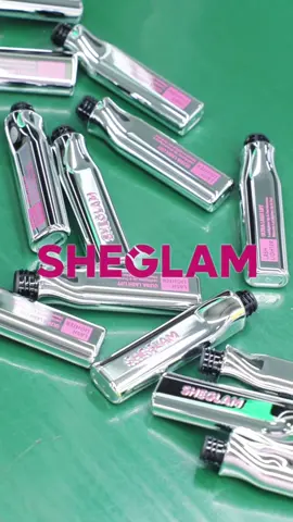 A sneak peek behind the scenes at our new mascara! 👁️ ID:126369489 #SHEGLAM #SHEGLAMeyeson #SHEGLAMlashlighter #SHEGLAMmascara #prettymakeup #makeup #newviral #ViralMakeup