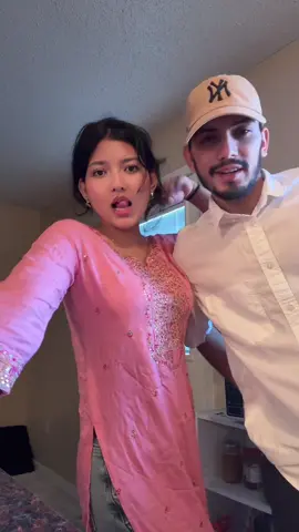 bideshi ni ati saro vaiyo ki daju lai nepali lyrics sikaunu parne vo 😌😂 @chandbipul #fyppppp 