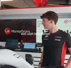 menghibur diri sendiri #georgerussell #kimiantonelli #olliebearman #f1 #mercedesamg #haas 