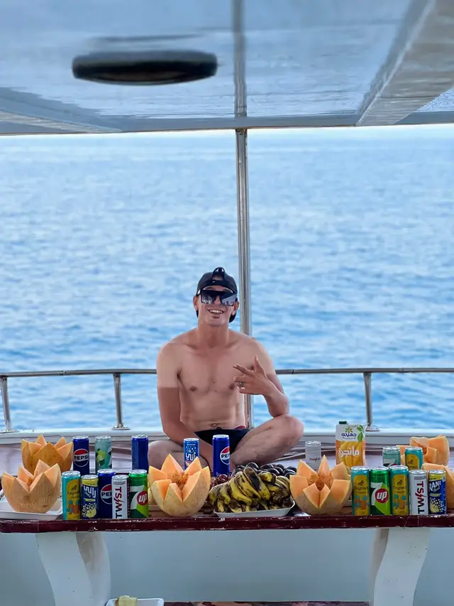 يخوت ✨‌‌VIP✨ العين السخنه) 🚤 يخت للايجار في العين السخنة – استمتع برحلة بحرية لا تُنسى🌊🔹 حجز يخت في السخنة بجوار فندق بورتريه السخنة ⛵🔹 رحلات يخت خاصة من 6 🕧صباحًا حتى 4  🕓  مساءً» وفي وقت اضافي من 4 🕓 مساء لي 7 🕖 مساءوكمان في بيات ف نص الميا 🌊 في 24  🕛  ساعه او 36 🕛 ساعه الرحله  بتكون صيد  🐟 او نزهه حسب رغبتك » عندنا اليخوت  🚤  بتبدا من 10 افرادإلى 30 فرد و ممكن اكتر حتى 50 فرد» اليخت ⚓ بيكون برايفت » نظام يومك ⏬🔹 نزول البحر 🌊 – صيد 🎣 – استمتاع بالمناظر الخلابة🔹 نوفر لك: 10 لايف جاكيت 🛟 – طباخ محترف 🍽️ – شواية مجانية🔥🔹 إمكانية توفير سنانير صيد 🎣، سنوركلينج 🤿، بنانا بوت 🛶 او جت سكي ؛ 📍 رحلات العين السخنة ⏬» بأفضل  تجربة  » للحجز او الاستفسار تواصل معنا :الان !» 01145172927 ☎️   #في_العين_السخنة #يخت_للايجار #يخت_العين_السخنة #مراكب_العين_السخنة #يخوت_السخنة #sokhna_yacht #رحلات_يخت #تأجير_يخوت #يخت_فى_السخنة 
