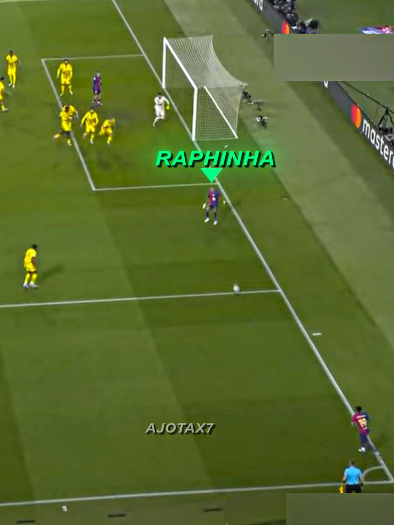 Raphinha was very smart in this play 🤯 #raphinha #yamal #lamineyamal #barcelona #football