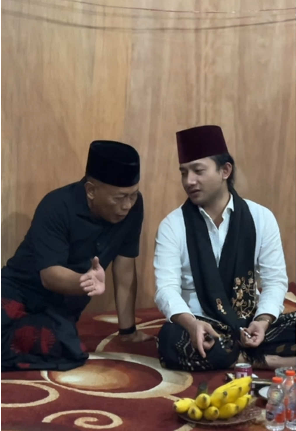 Gus Thuba Miek dan Pak Giri 😇 #gusthuba #gusmiek 