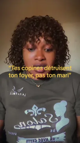 “Tes copines détruisent ton foyer, pas ton mari” Beaucoup de femmes perdent leur foyer non pas à cause de leur mari, mais à cause des mauvaises fréquentations. Ouvre les yeux avant qu’il ne soit trop tard. Une copine peut te faire perdre un mari. Réfléchis bien. 📍 Lubumbashi #ConseilsDeFemme #FemmeMariée #RelationToxique #FoyerEnDanger #CoupleAfricain #Lubumbashi #FemmeResponsable#juliennelk #fypp 