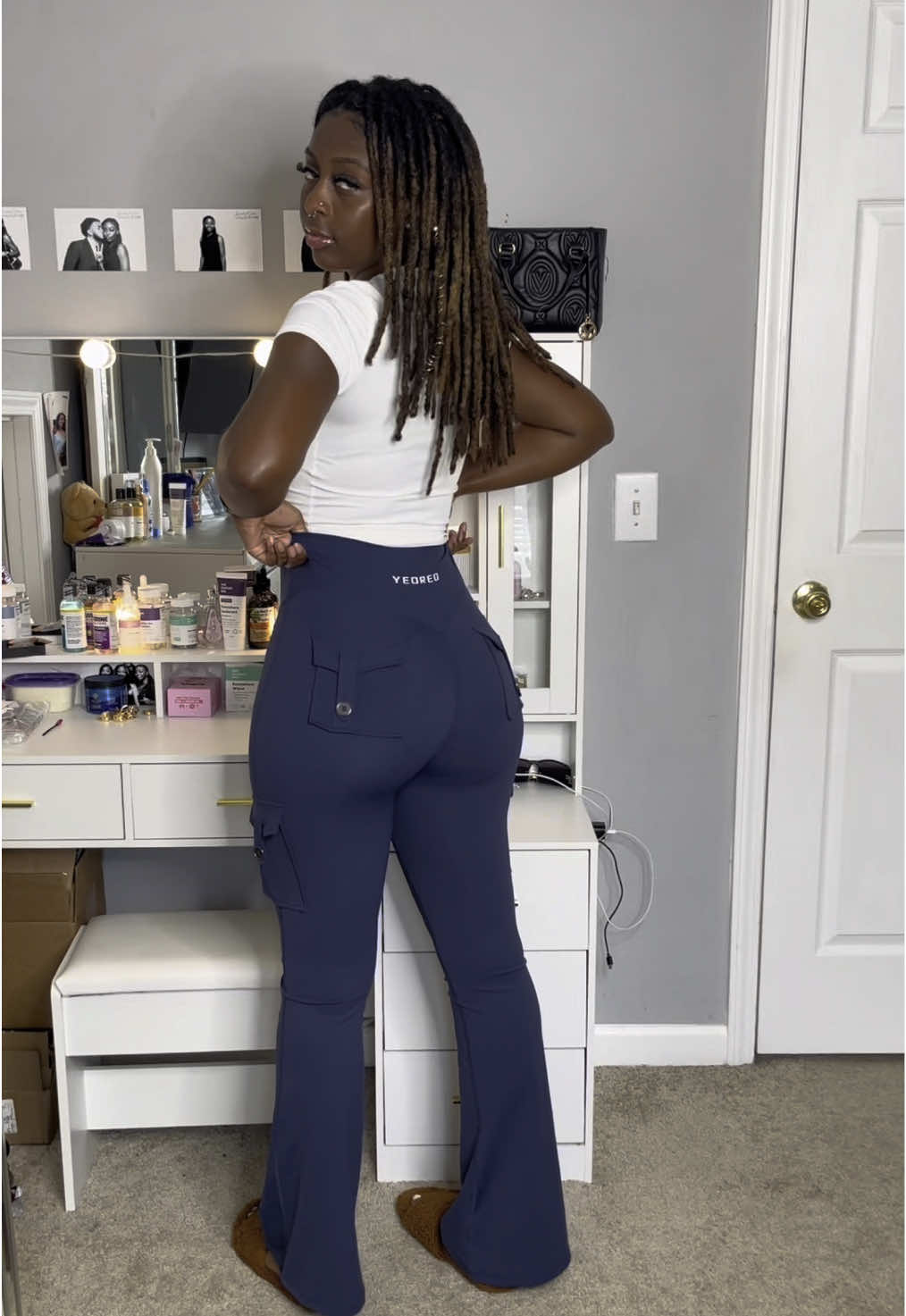 I love these pants from tiktok shop! Im always wearing activewear because I love being comfortable 😩 #activewear #leggings #yogapants #pants #workoutfit 