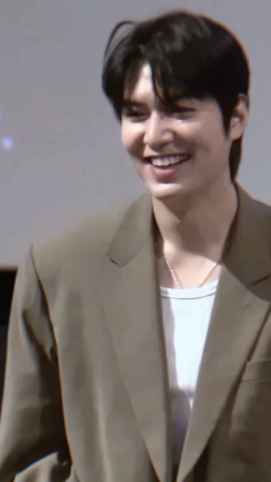 ❤️❤️ #leeminho_이민호 #leeminho #minozindonesia #actorkorea #omniscientreadersviewpoint #CapCut 
