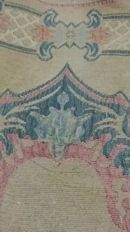 gegara liat postingan tentang sajadah,eehh buru2 dong aku cek punya sajadah dan ternyata....😰