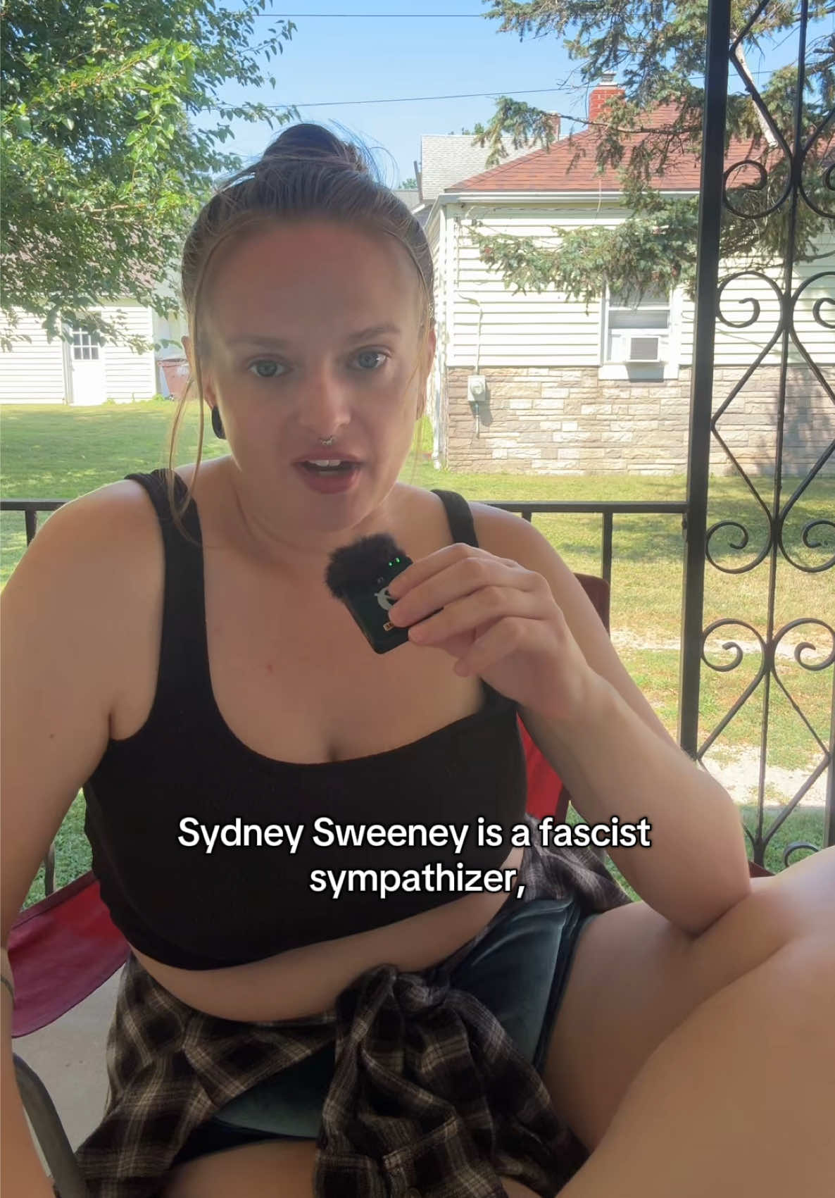 no, you’re not crazy. #sydneysweeney #americaneagle #politics #racism #trump 