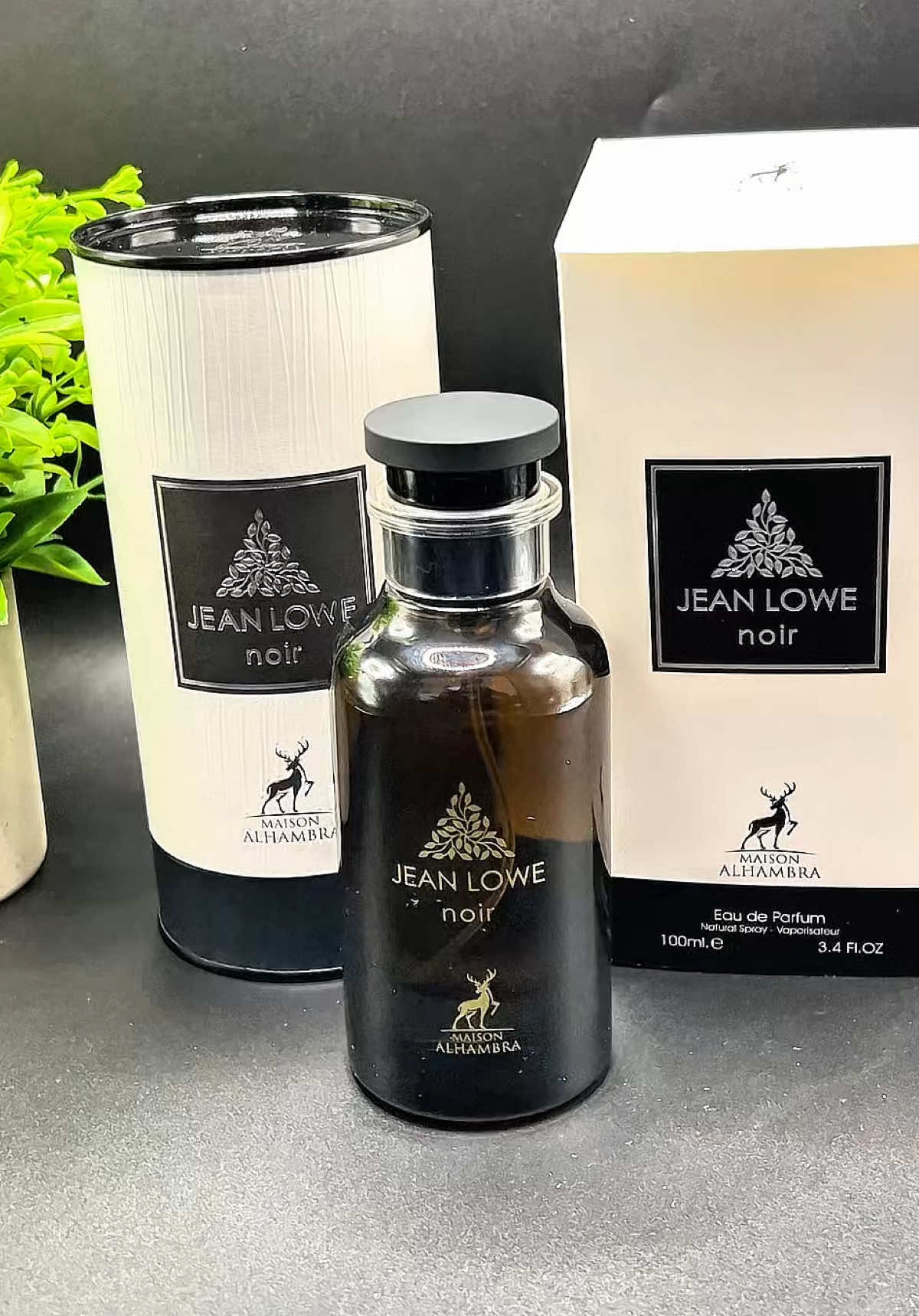 ✨ Le luxe sans se ruiner ? C’est possible. Découvre Jean Lowe Noir, le DUPE parfait de Ombre Nomade de Louis Vuitton 🔥 Même intensité, même élégance… pour une fraction du prix 💸 #parfumsenegal #salickparfumerie #tiktokparfum #longlastingperfume #parfumviral #ParfumHomme parfum femme qui dure longtemps meilleurs parfums pour femme parfum en gros a dakar meilleur parfum femme grossiste parfumerie senegal tiktok senegal 