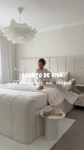 LINKS NA BIO (procure pelo 658) ou nos COMENTÁRIOS! ID NA SHOPEE: placas cama box AZS-CLE-YCG, cabeceira BTU-DKX-XBC, papel de parede BNH-NEX-BEZ, cobre leito BKV-CQD-WWL, Pillow top BYL-NJV-XBG #quartodecorado #decoracao #quarto 