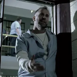 مرعبه 🔝🔥 ||.                                                        #abruzzi #johnabruzzi #prisonbreak #بريزون_بريك #مايكل_سكوفيلد #تي_باغ #michaelscofield #series #مسلسلات #fyp #اوز #oz 
