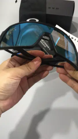 I'd like to recommend my favorite styles to everyone.  Make your purchases before the promotion ends. #sunglasses #Running #foryou #banukoptometrist #engravedgifts  #husbandandwife #customoakleys #giftsforhim fyp #runningshades #tpesopluma #husbandgift #runtok #runningsunglasses #runninggearHrunningessentials Hmarriedlife #tiktokshopspringglowup #goalcrusher #fishing #lakelifetboatinglife