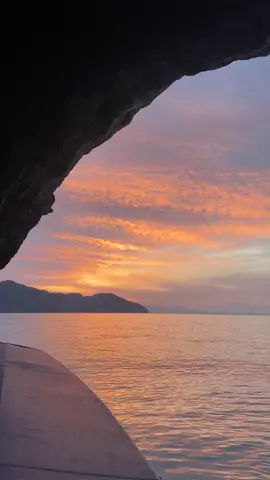 cukup layan sunset jagan layan perasaan 🤣#foryoupage #sunset 