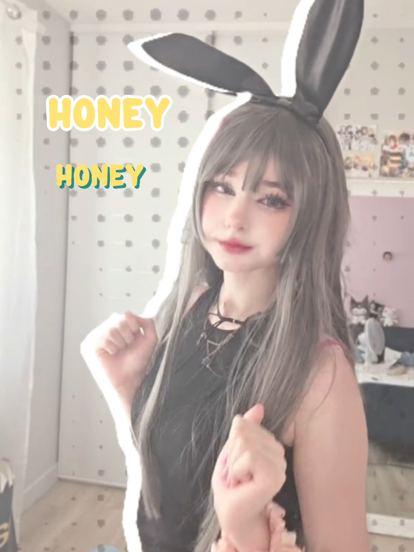 did another edit by @seanway hope you like it guys ♡ #marinkitagawa #cosplaygirl #fyp #bunnygirlsen #maisakurajima #wagurikaoruko #bocchi 