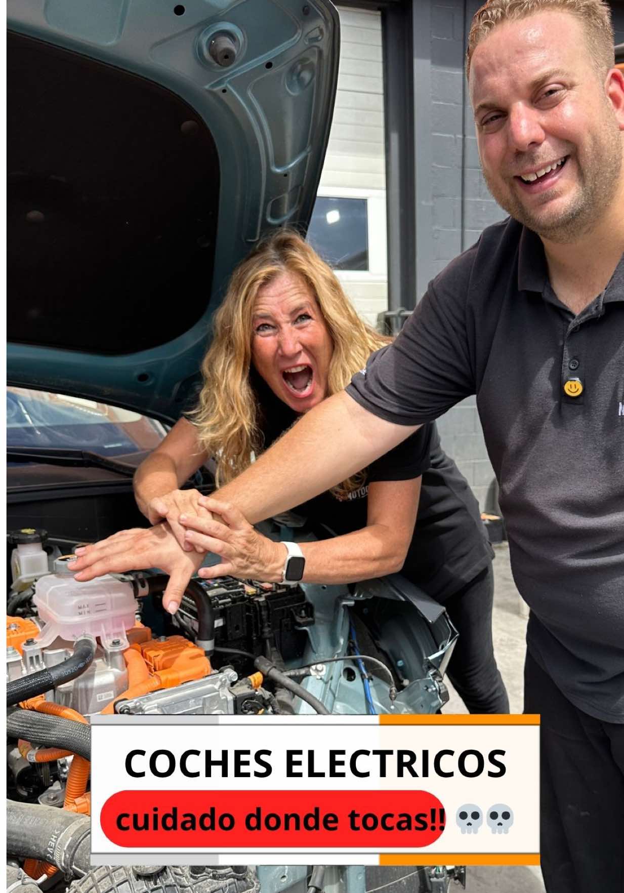 COCHES ELÉCTRICOS!! Cuidado donde tocas!!☠️☠️☠️#cocheselectricos #desguace #autoparts #desguacemotocoche #repuestos #recambios #piezasdecoche 