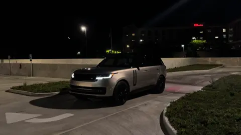 Рендж Ровер #fyp #range #rover #rr #rangerover #gold #tiktokindia 