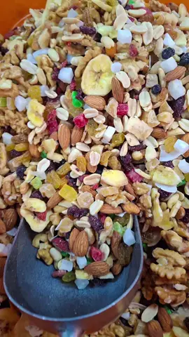 Como Estuvo su Fin de Semana ??  Lunes de Granolas  DonDE Don BETO  Precios Por Detalle y Por Mayor ✨️ 😉  Estamos Ubicados En Exposición 126 Local #16  Dudas 🤔 Consultas 🧐📥 👉 569 87 97 20 75 💛 🖤 #DonBetolaescuela #barriomeiggs #estacioncentral #Donbeto #Mzfrutossecos #Santiago #Local16 