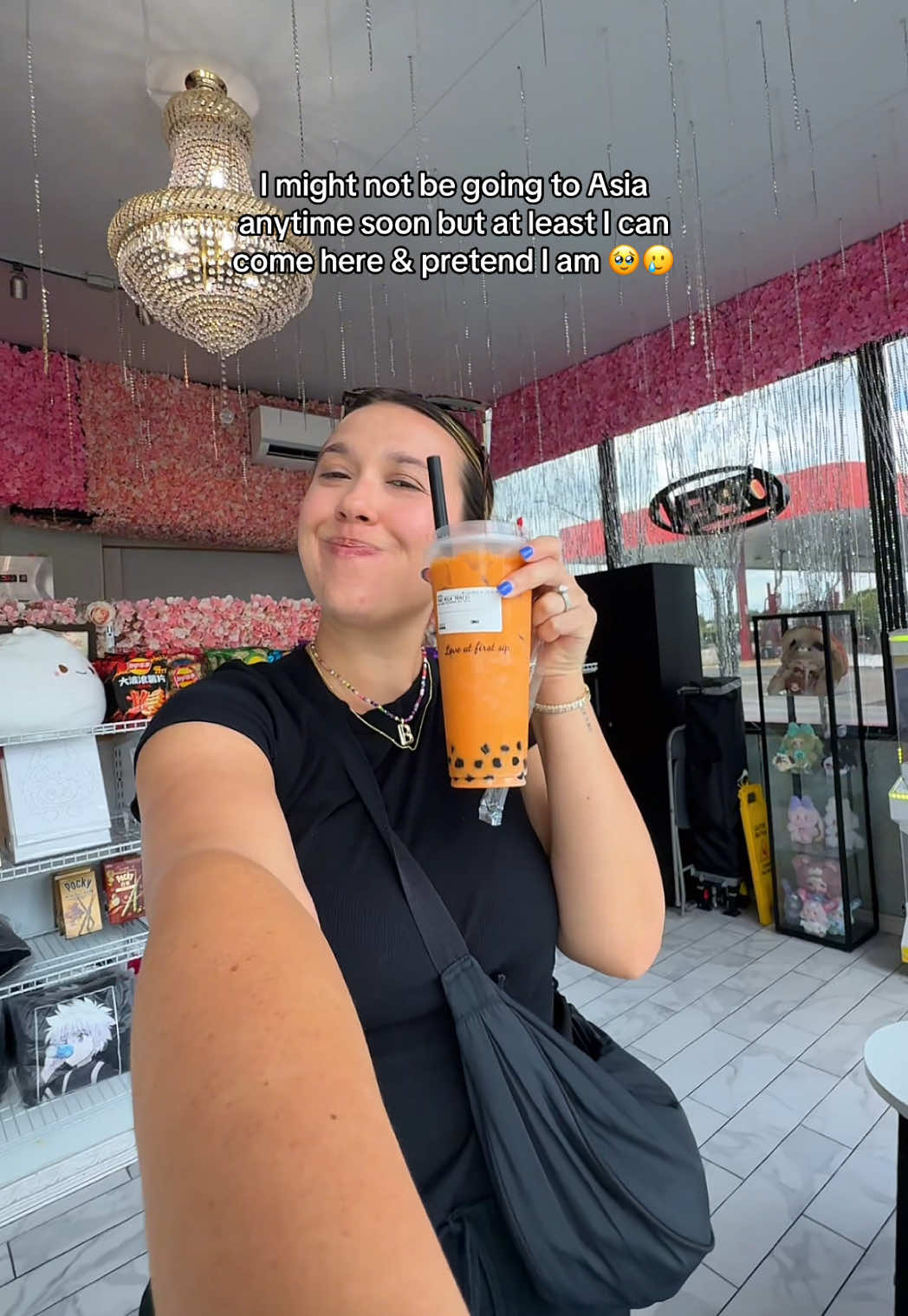 my dreammm is to take a trip to Asia!! & of course experience the Disney Parks while I’m there 😌 #bobatea #asia #japan #bobatok #boba 