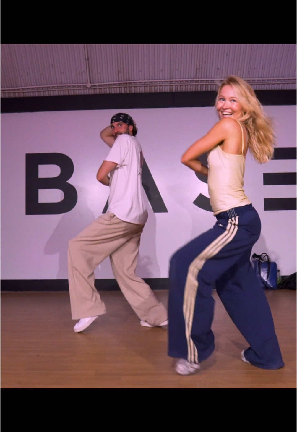 sweet escape 🍭 this one is pure fun!!! jazz funk cutesy dreams🥹 dancing with the best @Neal Piron ⭐️ I teach every Friday @basedancestudios 🫂 #dancelondon #basedancestudios #dance #choreography #sweetescape #dancestudios #dancer #fyp