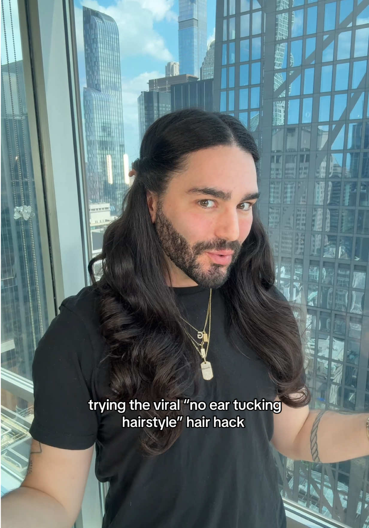 how did u know my hair is PERPETUALLY tucked behind my ears @olya 🩷🧸 ?!?! This is such an easy hairstyle, even if u have a hard time doing ur hair u can do this one!! 