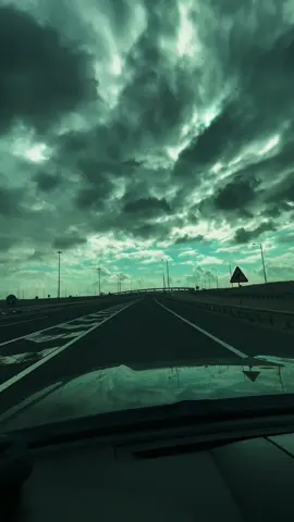 اگر سارا جہاں میرا ہوتا پھر بھی میں تیرے ہی ہوتا۔ #creatorsearchinsights #saayara #alone #foryoupage #cardriving #song #night #nightmare #view #اكسبلور #kishorkumar #oldsong #kishor #kishorekumar 