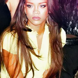 tell me what it is you knowwww #peyszn #rihanna #rihannaedits #foryoupage #trending ib @slayney!! rihanna 2000s edit pink edit cute